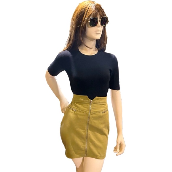 Windsor Stylish-Chic Twill Mini Skirt - Picture 2 of 3